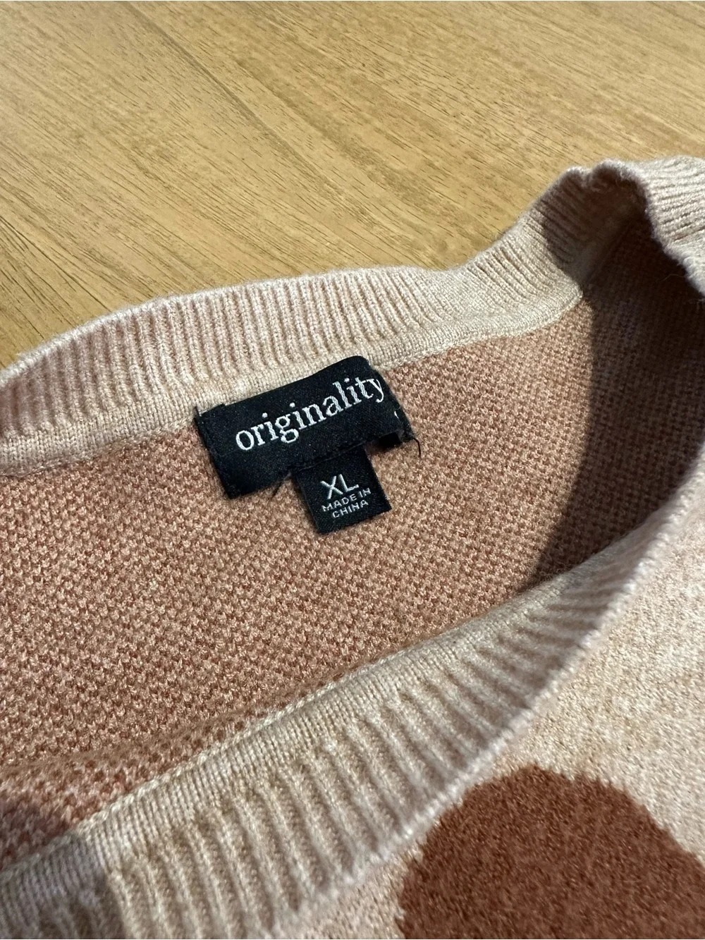 Originality Brand Beige Knit Cropped Sweater with Brown and Peach Flowers Size L